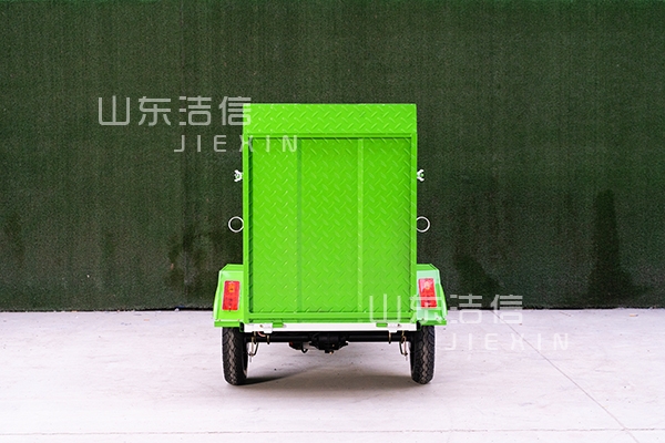 單桶保潔車性能特點(diǎn)