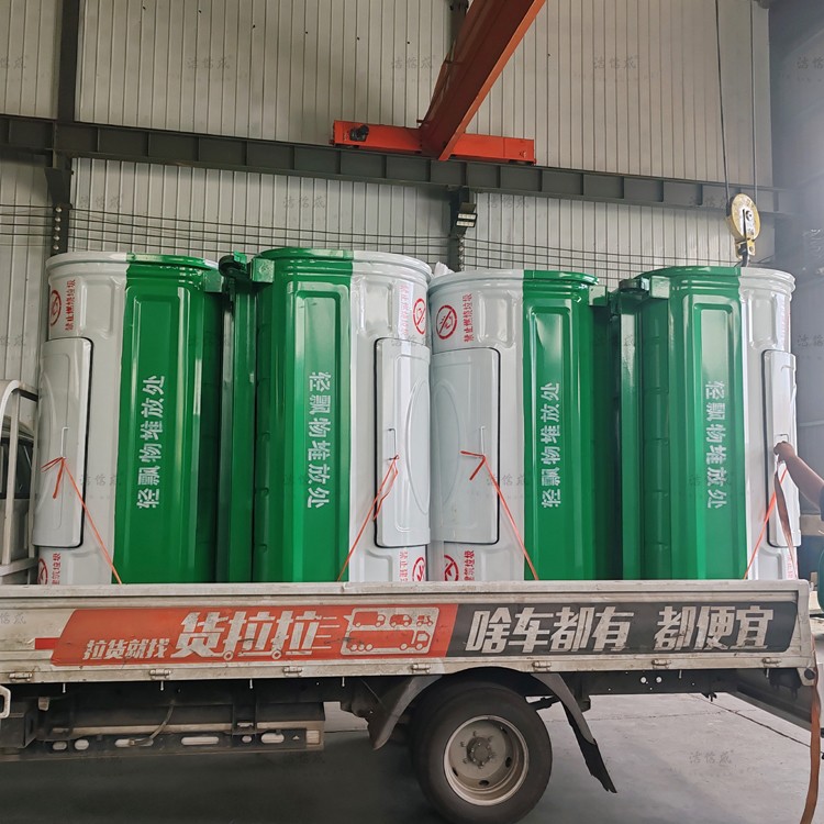 4個(gè)勾臂垃圾箱發(fā)完浙江嘉興